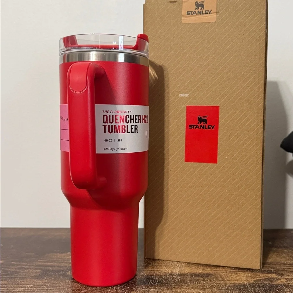 STANLEY Quencher H2.0 LIMITED RED Tumbler 40 oz Flowstate NEW - Picture 8 of 9